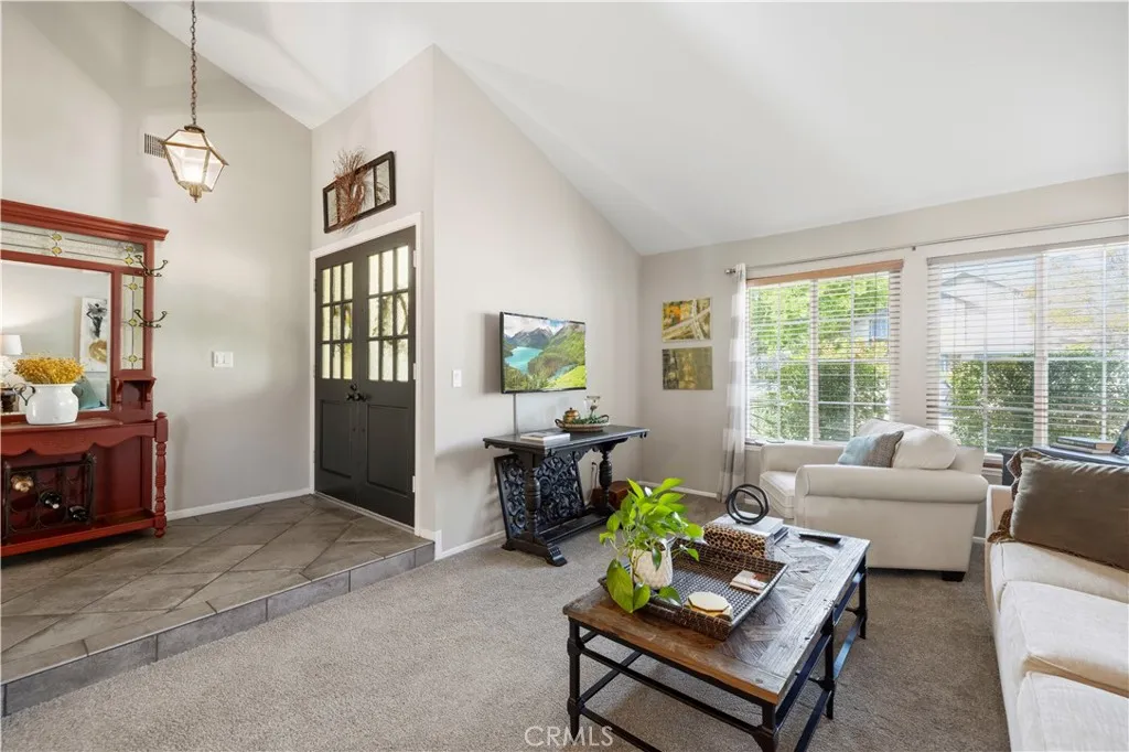 Additional image 17 of 25547 Via Impreso, Valencia, CA 91355