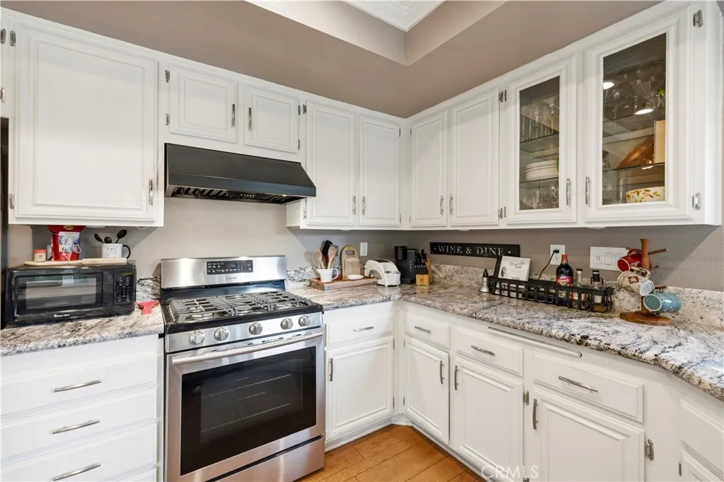 Additional image 30 of 25547 Via Impreso, Valencia, CA 91355