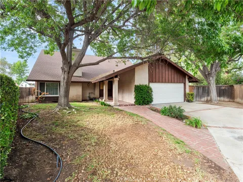 23203 Via Calisero, Valencia, CA MLS: SR25091021