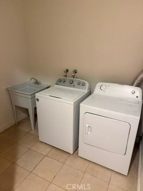 2800 Plaza Del Amo Unit 304, Torrance, CA 90503