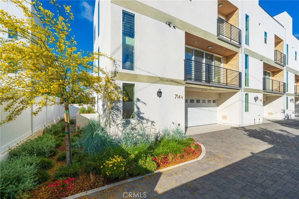 Additional image 27 of 714 N Chestnut Avenue, Los Angeles, CA 90042