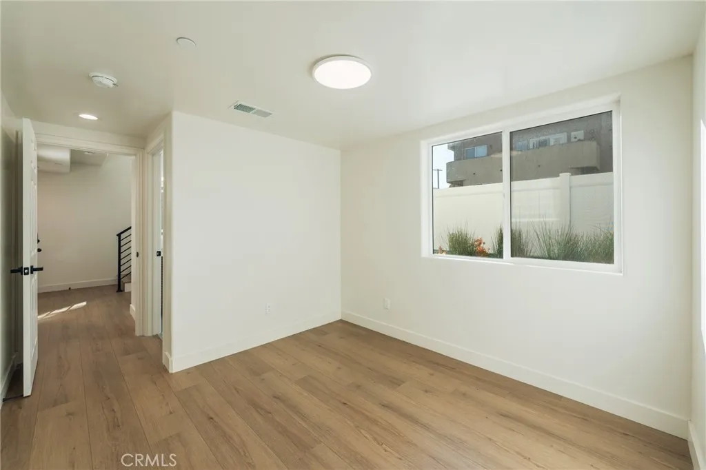 Additional image 34 of 714 N Chestnut Avenue, Los Angeles, CA 90042