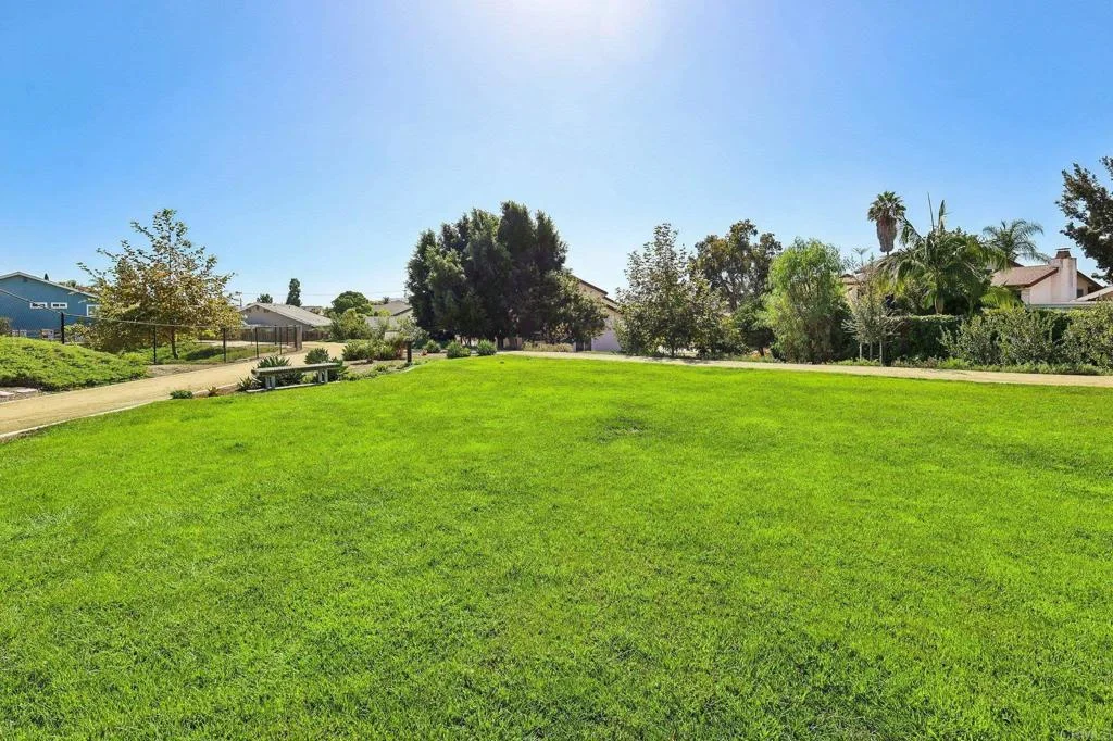 1991 Julie Dawn Place, Escondido, CA 92026