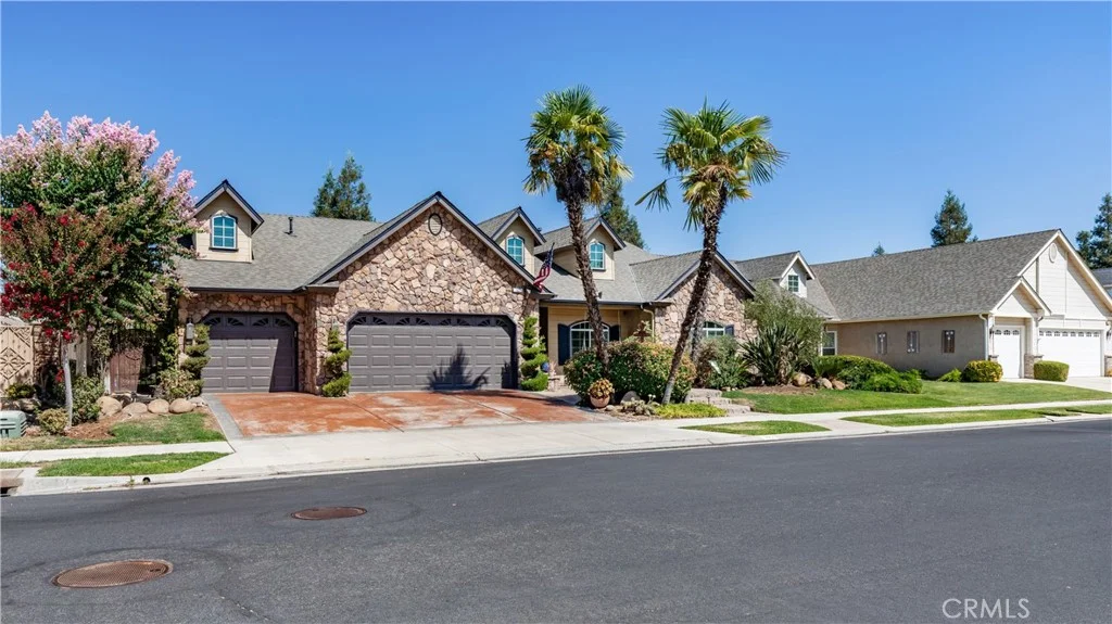 197 Moody Ave, Clovis, CA 93619