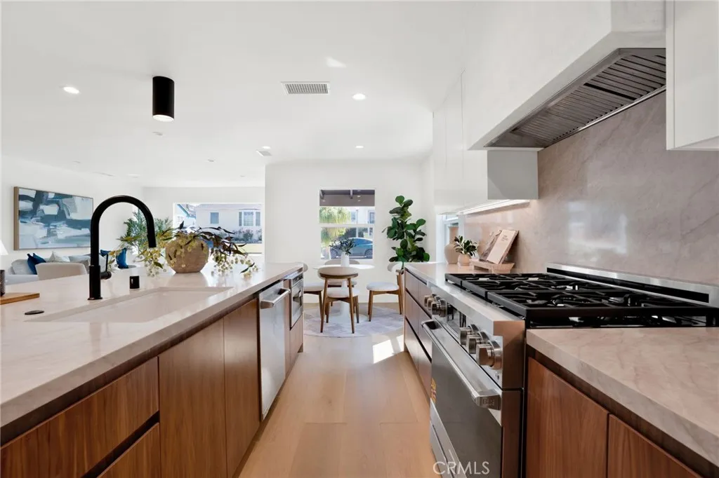 Additional image 12 of 8121 Chase Ave, Los Angeles, CA 90045