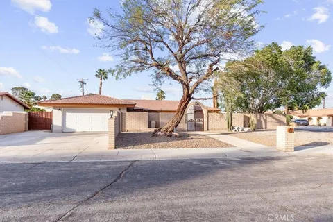 3190 E Vincentia Road, Palm Springs, CA MLS: OC25044853