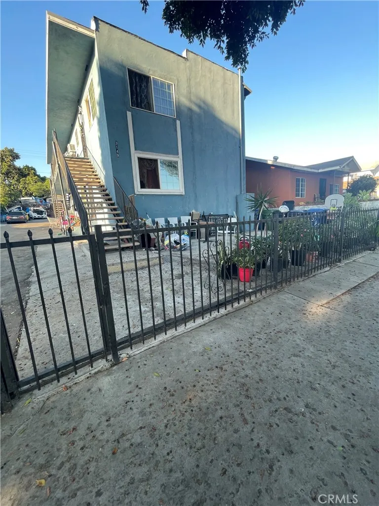 3149 E Cesar E Chavez Ave