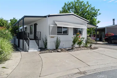 1218 E Cleveland Avenue Unit 153, Madera, CA MLS: MD25109731