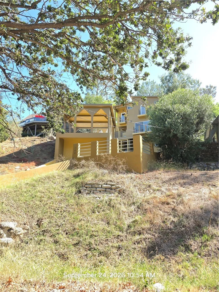 1944 Seminole Dr, Agoura Hills, CA 91301