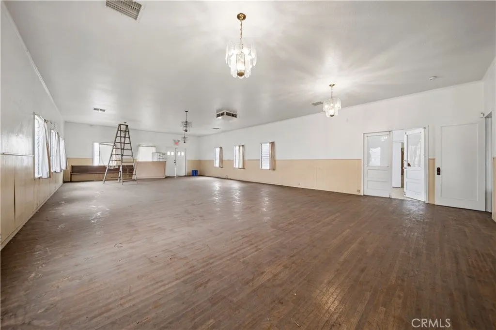 Additional image 23 of 1101 W Florence Avenue, Los Angeles, CA 90044