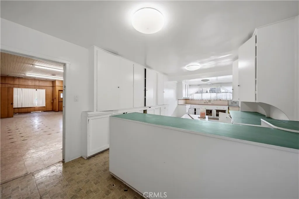 Additional image 43 of 1101 W Florence Avenue, Los Angeles, CA 90044