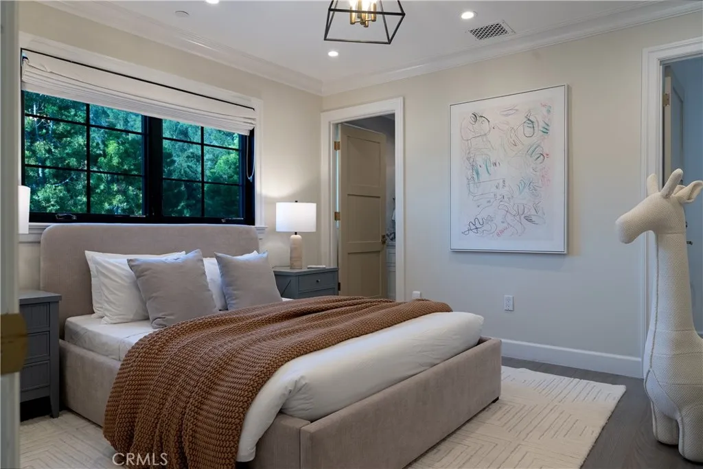 Additional image 52 of 2520 La Condesa Drive, Los Angeles, CA 90049