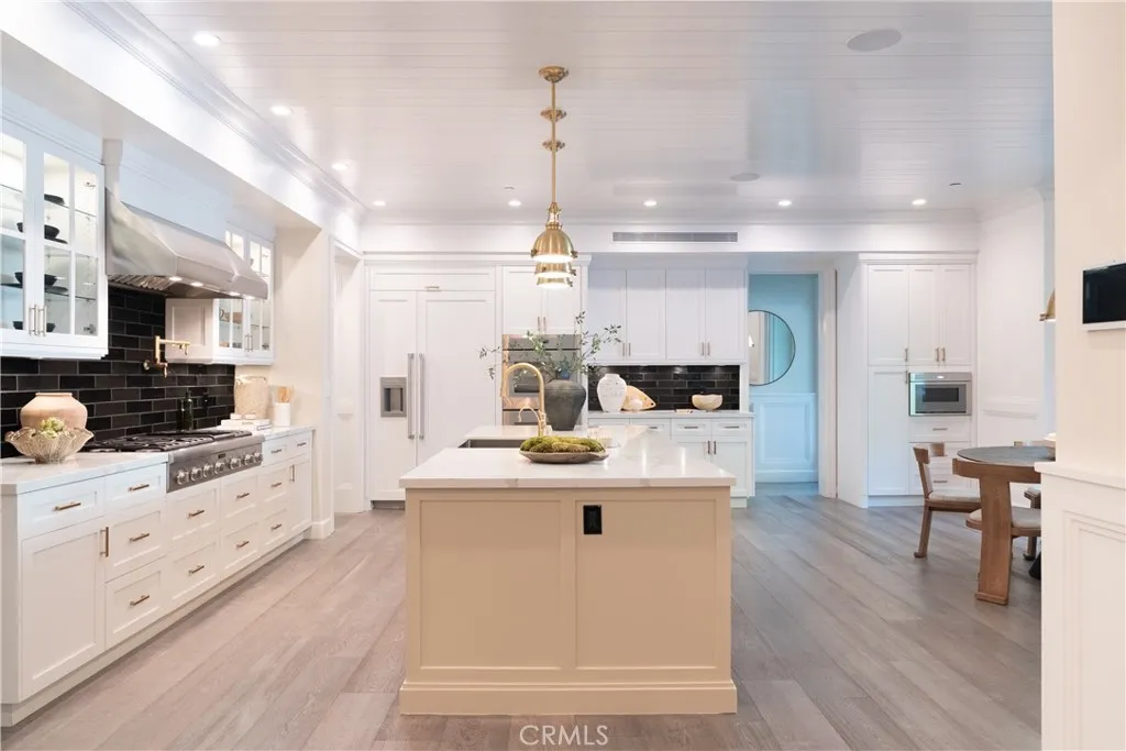 Additional image 4 of 2520 La Condesa Drive, Los Angeles, CA 90049