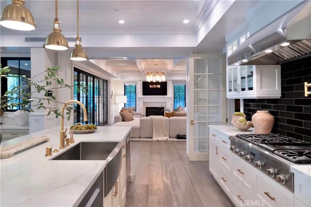 Additional image 35 of 2520 La Condesa Drive, Los Angeles, CA 90049