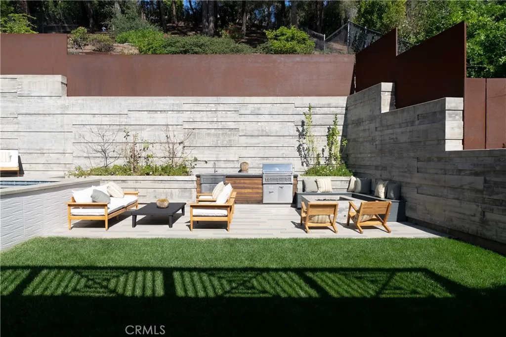 Additional image 27 of 2520 La Condesa Drive, Los Angeles, CA 90049