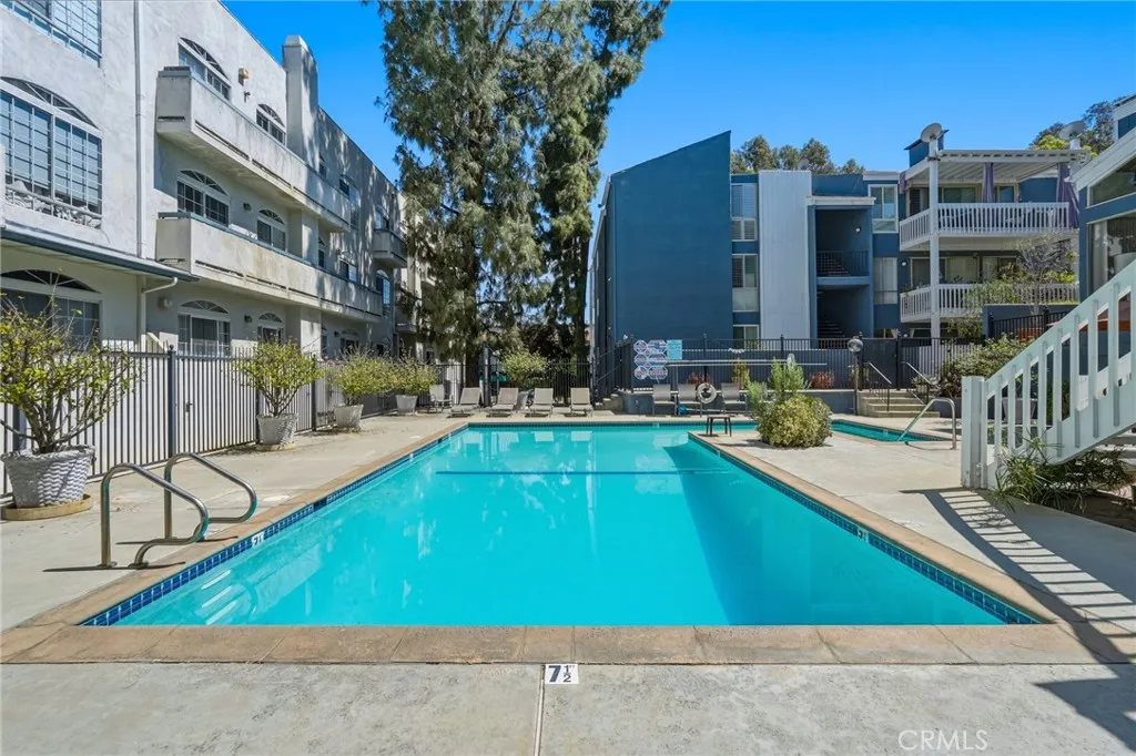 Additional image 102 of 17711 Margate Street Unit 103, Encino, CA 91316