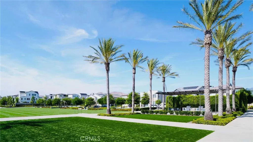 150 Edna Pkwy, Lake Forest, CA 92630