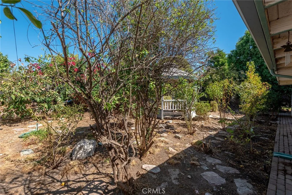 17225 Horace St, Granada Hills, CA 91344