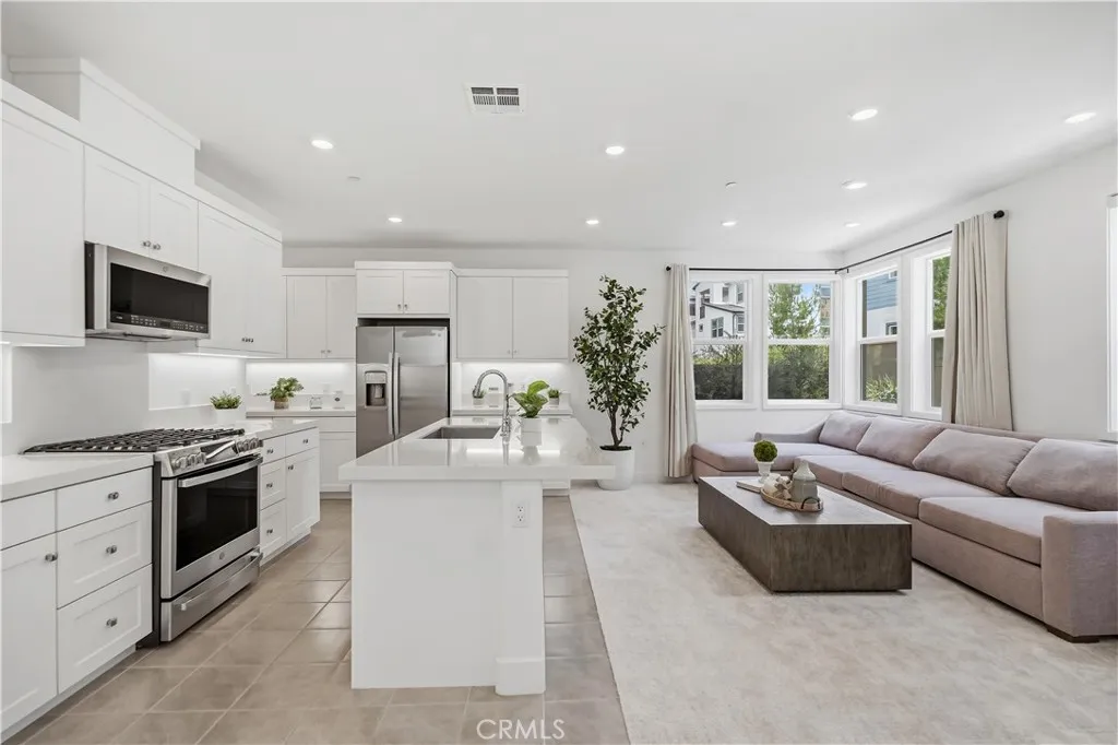 Additional image 60 of 208 Yerba, Irvine, CA 92618