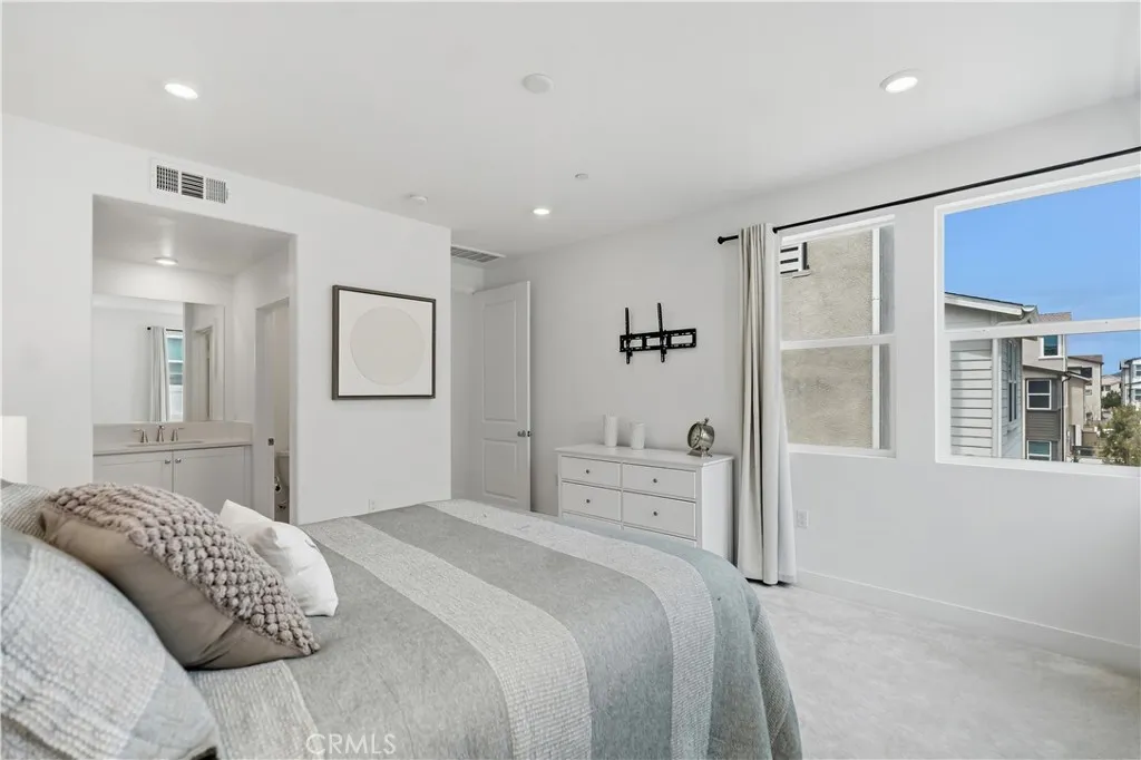 Additional image 20 of 208 Yerba, Irvine, CA 92618