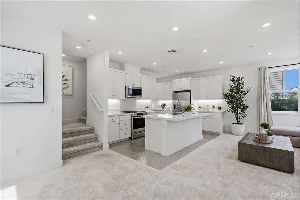 Additional image 2 of 208 Yerba, Irvine, CA 92618