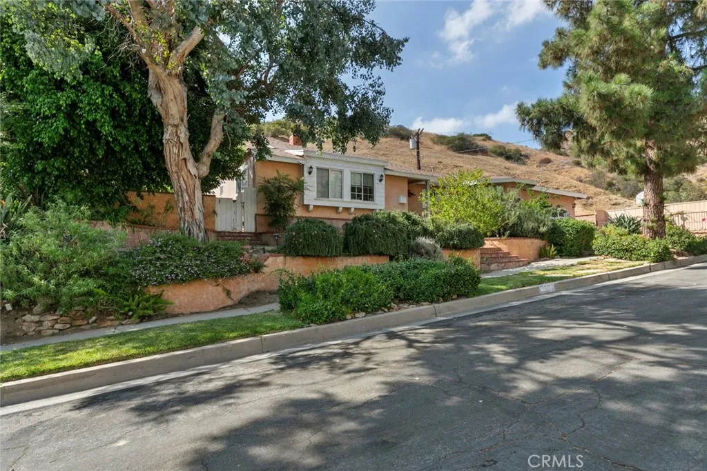 Additional image 125 of 8515 Petaluma Dr, Sun Valley, CA 91352