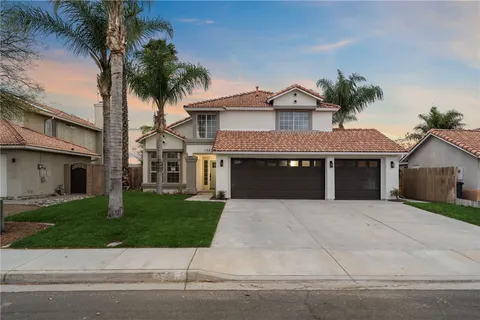 1947 Harbor Drive, Hemet, CA MLS: WS25091975