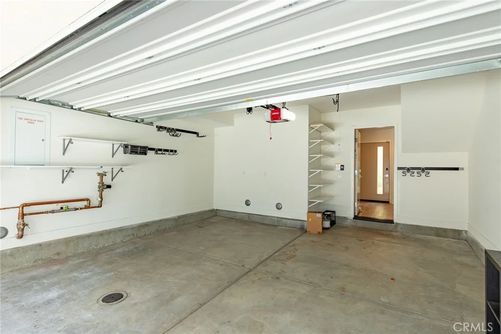 10736 Bloomfield Street, Toluca Lake, CA 91603