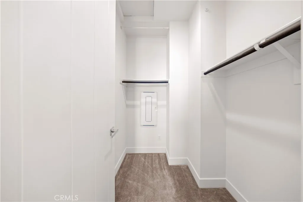 Additional image 14 of 645 W 17th St, Costa Mesa, CA 92627
