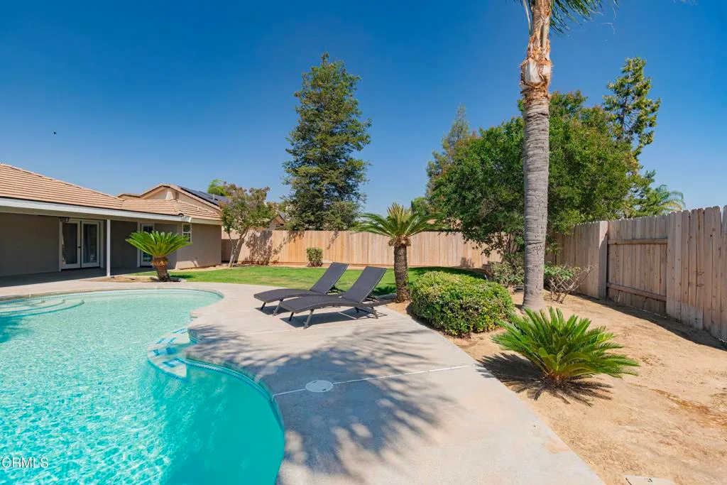 Additional image 86 of 11123 Coachlight Court, Bakersfield, CA 93312