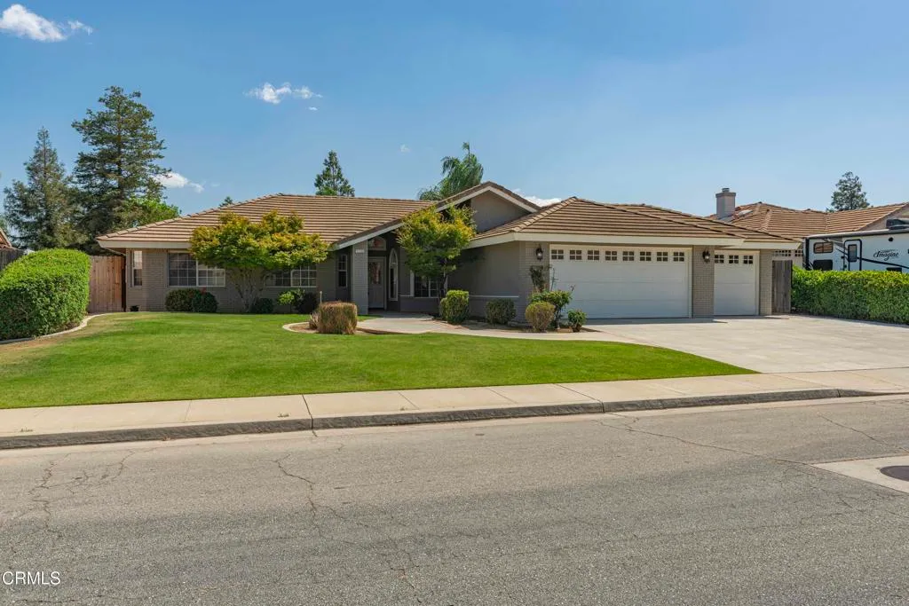 Additional image 93 of 11123 Coachlight Court, Bakersfield, CA 93312