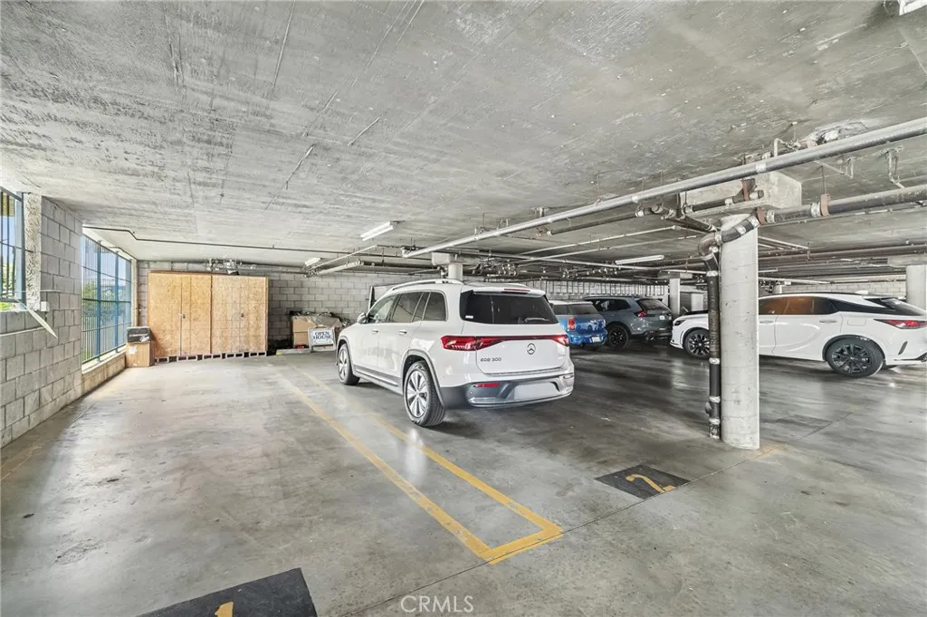 Additional image 33 of 14560 Clark Street Unit 215, Sherman Oaks, CA 91411
