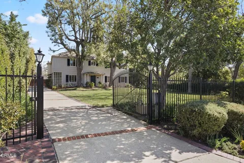980 El Campo Drive, Pasadena, CA MLS: P1-21376