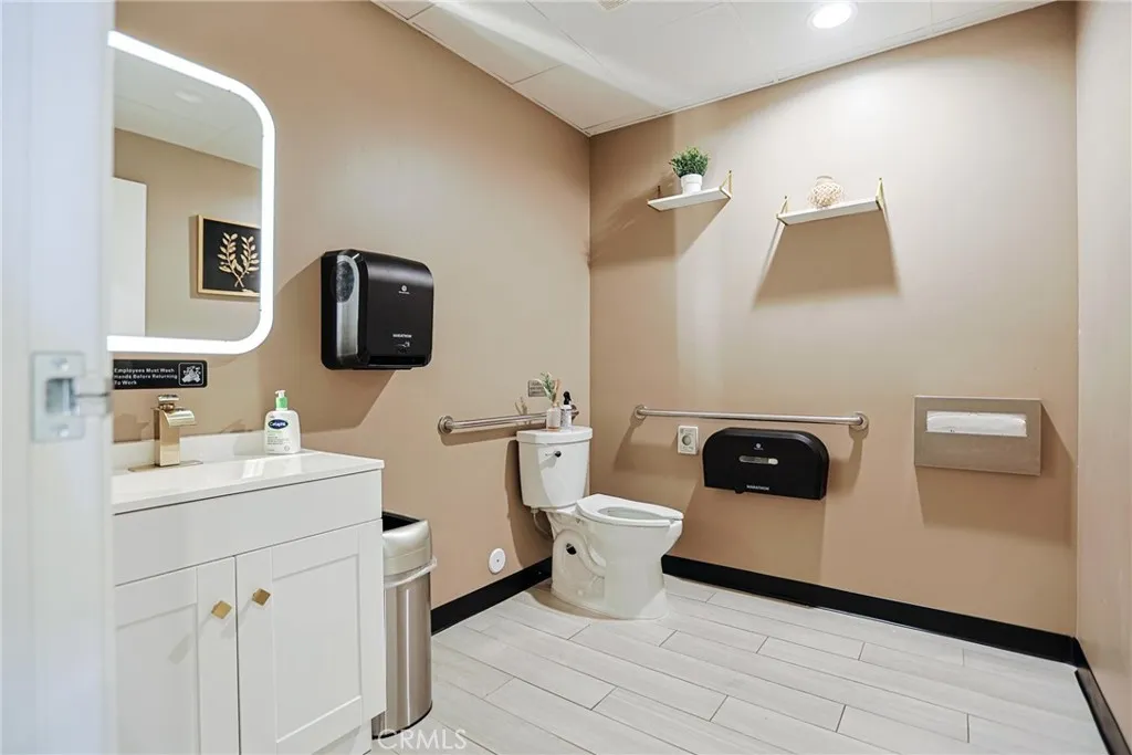 Additional image 18 of 2244 Pacific Coast Hwy Unit 106, Lomita, CA 90717