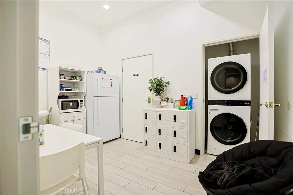 Additional image 23 of 2244 Pacific Coast Hwy Unit 106, Lomita, CA 90717