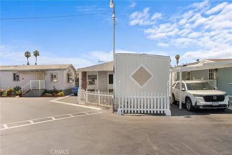 20315 Denker Unit 39, Torrance, CA MLS: CV25070149