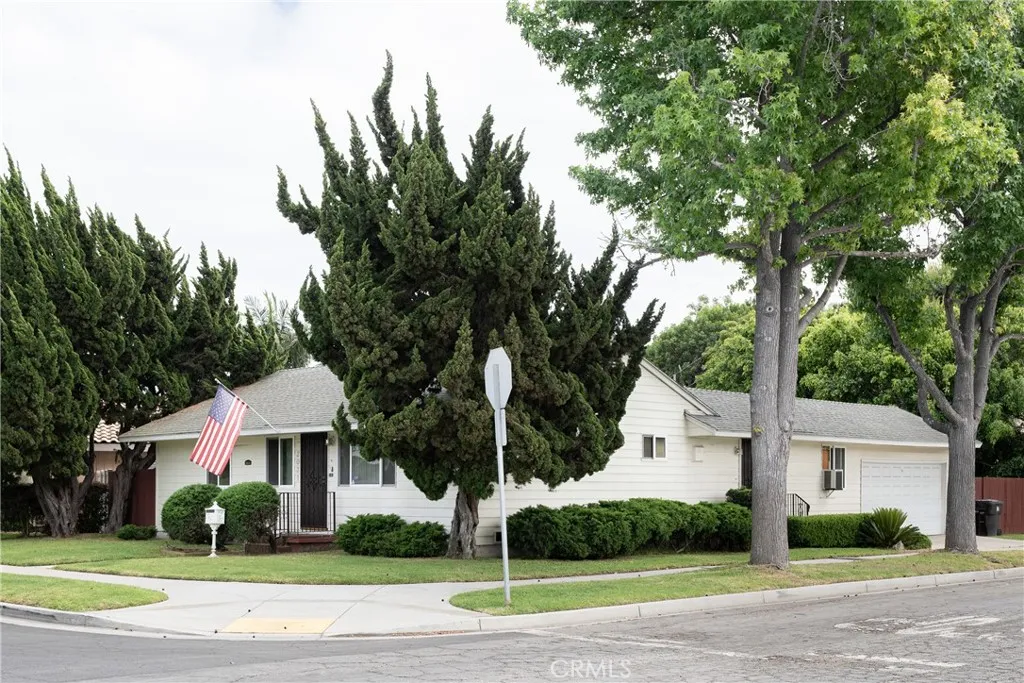 Additional image 2 of 2031 Josie Ave, Long Beach, CA 90815