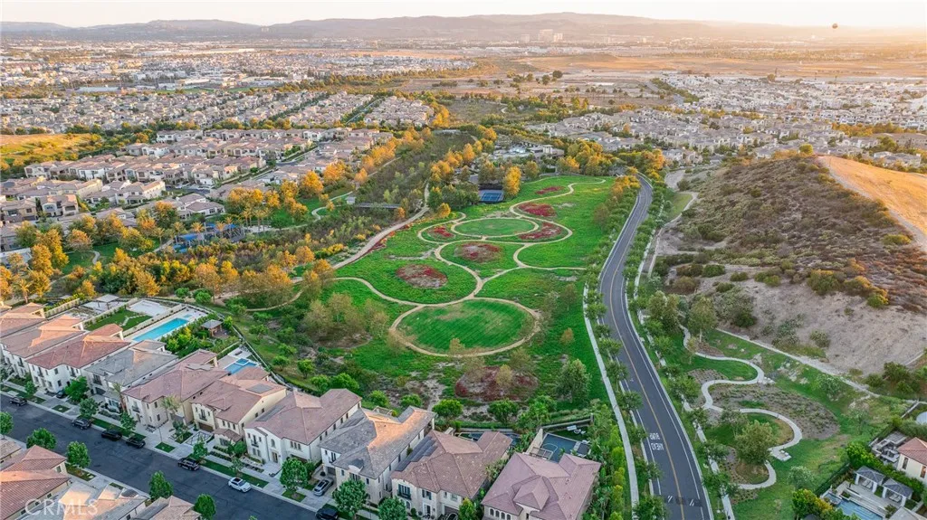 Additional image 64 of 79 Pelican Ln, Irvine, CA 92618