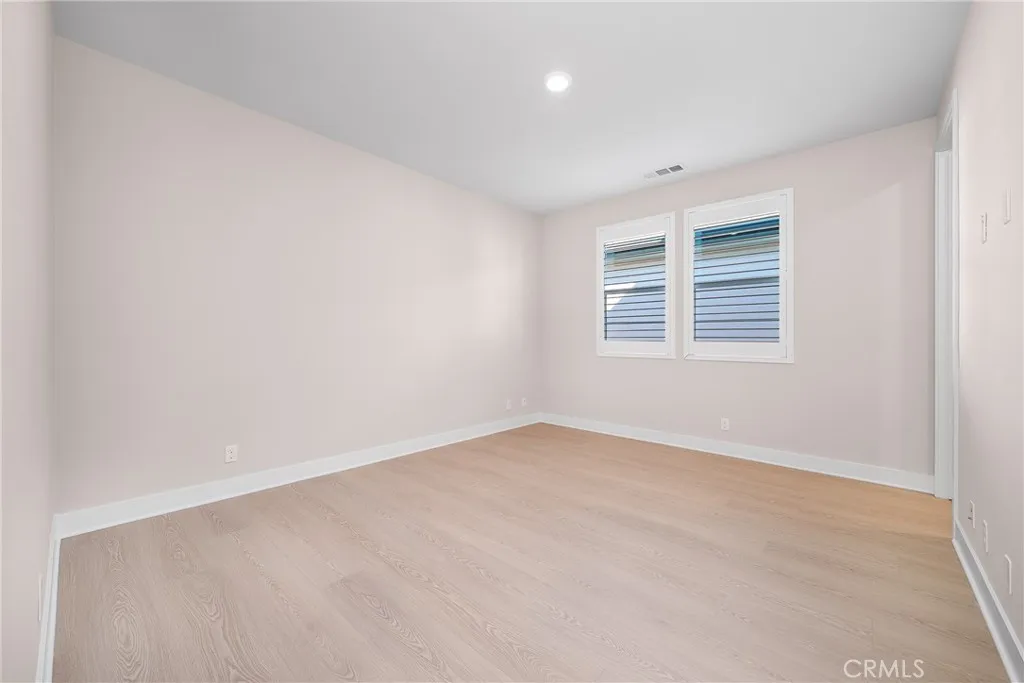 Additional image 40 of 79 Pelican Ln, Irvine, CA 92618