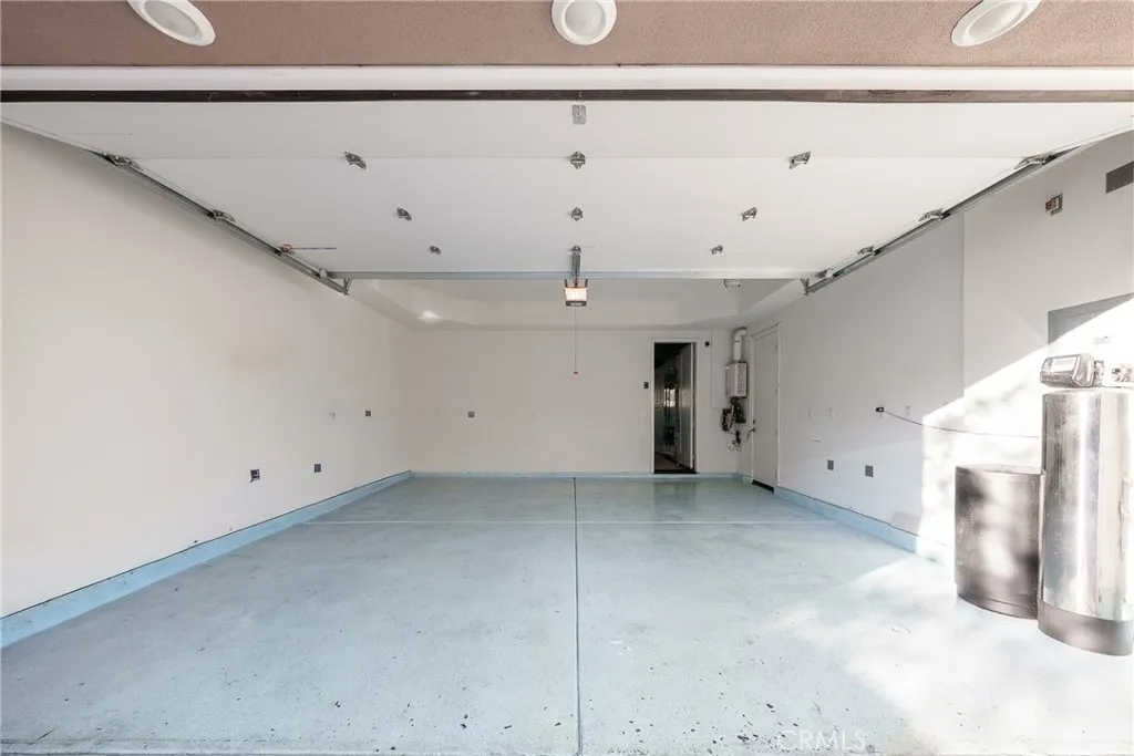 Additional image 49 of 79 Pelican Ln, Irvine, CA 92618