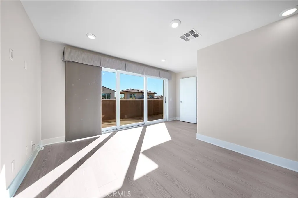 Additional image 119 of 79 Pelican Ln, Irvine, CA 92618