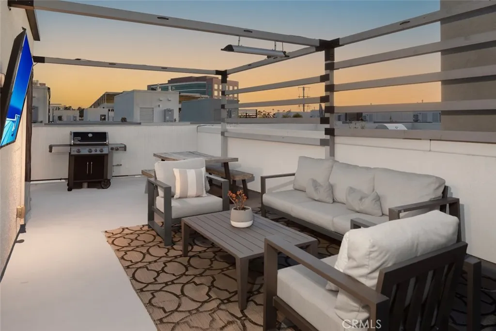 Additional image 101 of 203 Placemark, Irvine, CA 92614