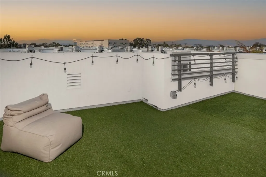 Additional image 49 of 203 Placemark, Irvine, CA 92614