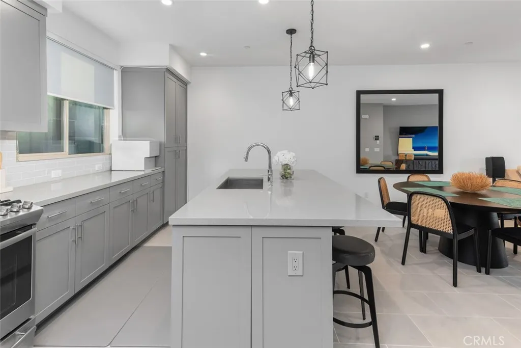 Additional image 78 of 203 Placemark, Irvine, CA 92614