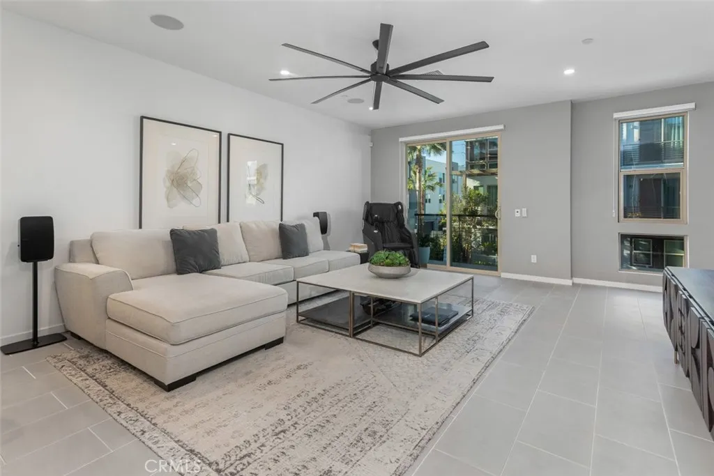 Additional image 75 of 203 Placemark, Irvine, CA 92614