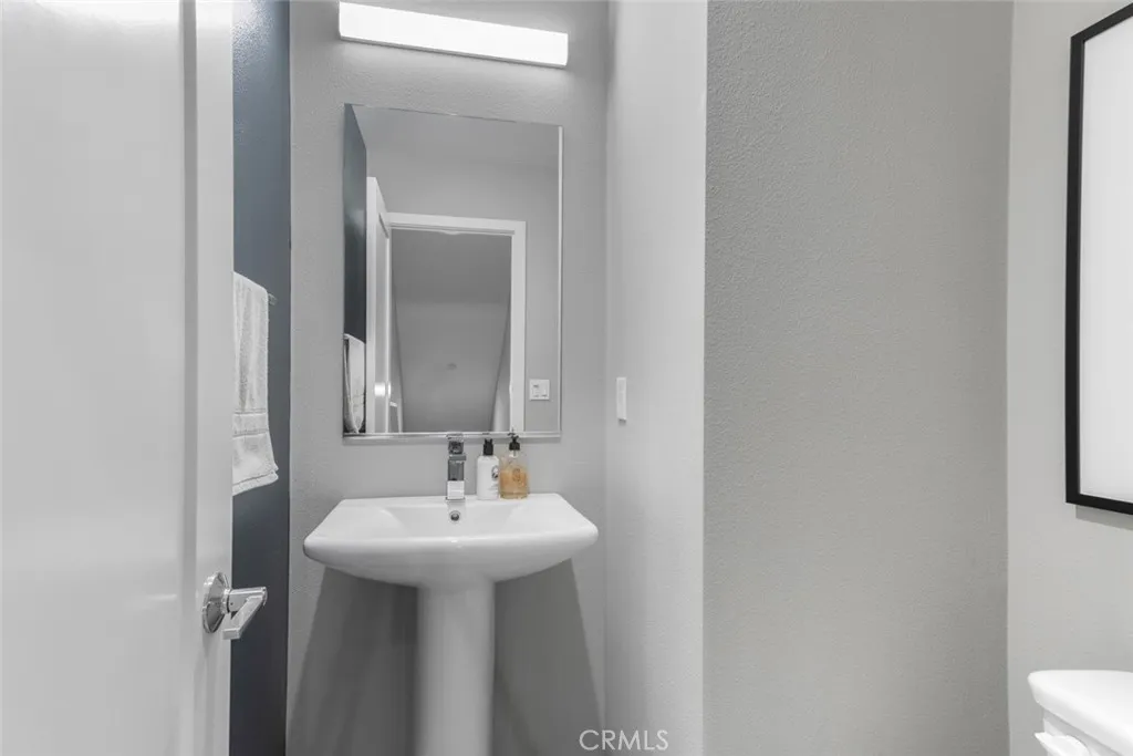 Additional image 14 of 203 Placemark, Irvine, CA 92614