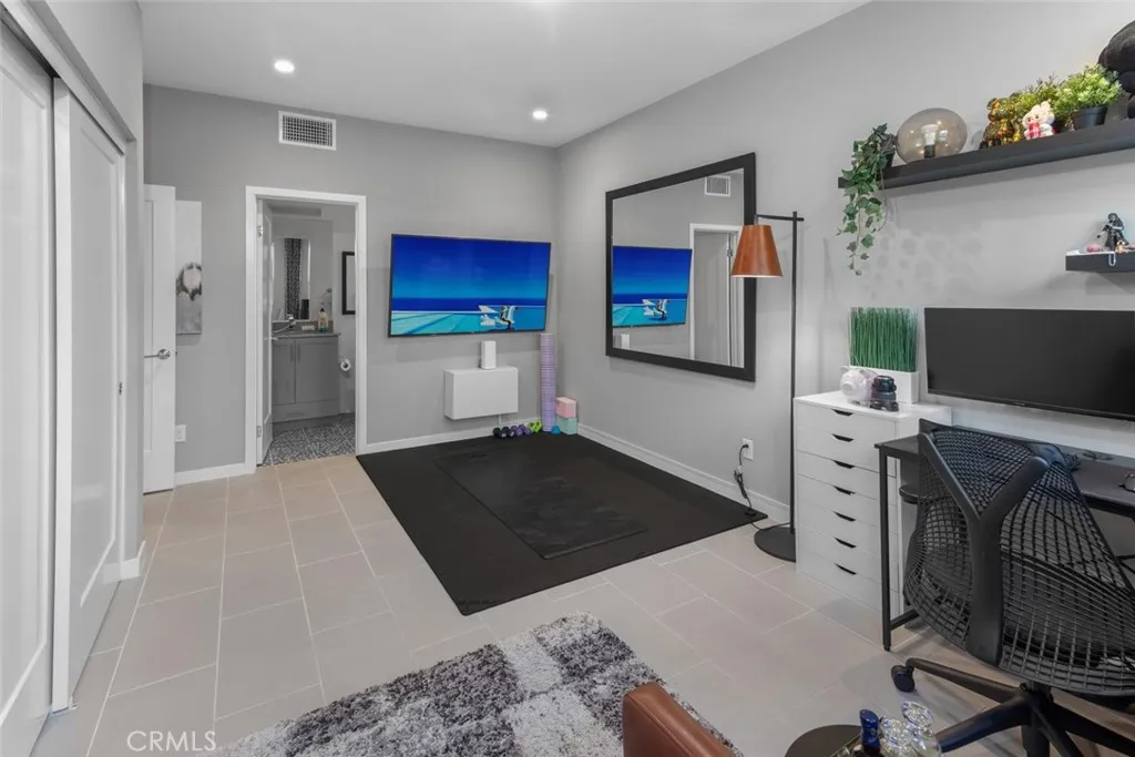 Additional image 67 of 203 Placemark, Irvine, CA 92614