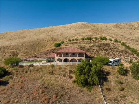 13560 Sego Road, Agua Dulce, CA MLS: SR24254783
