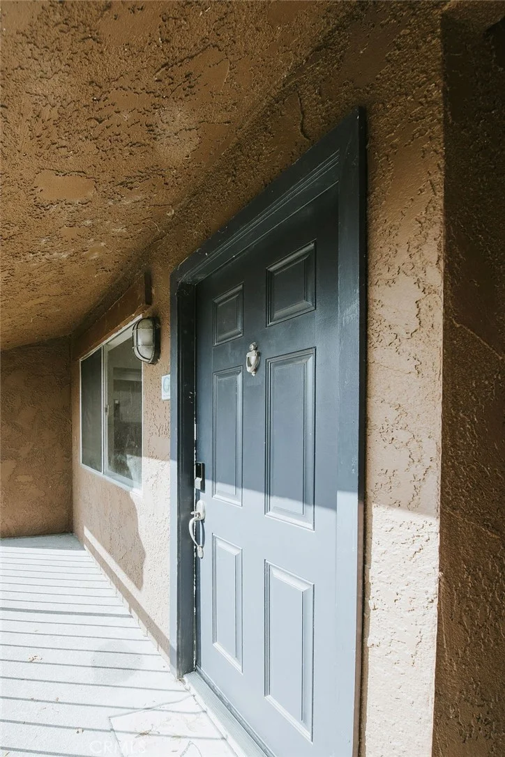 1554 Border Ave Unit G, Corona, CA 92882