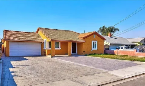1019 N Liberty Lane, Anaheim, CA MLS: OC25054203